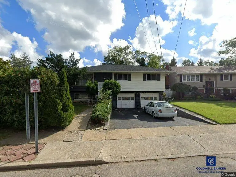 Photograph of 975 Little Neck Avenue