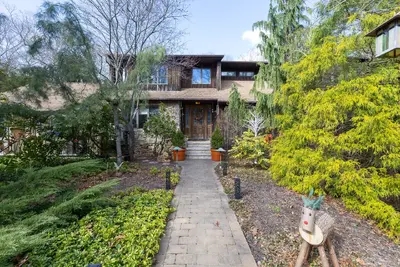 Photograph of 19 Stillwood Road