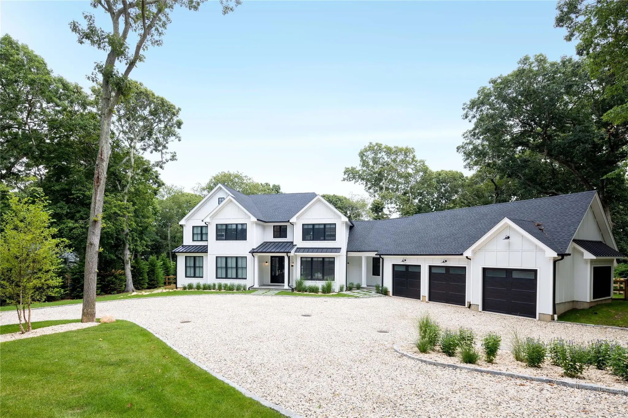 Photograph of 1350 Hortons Lane