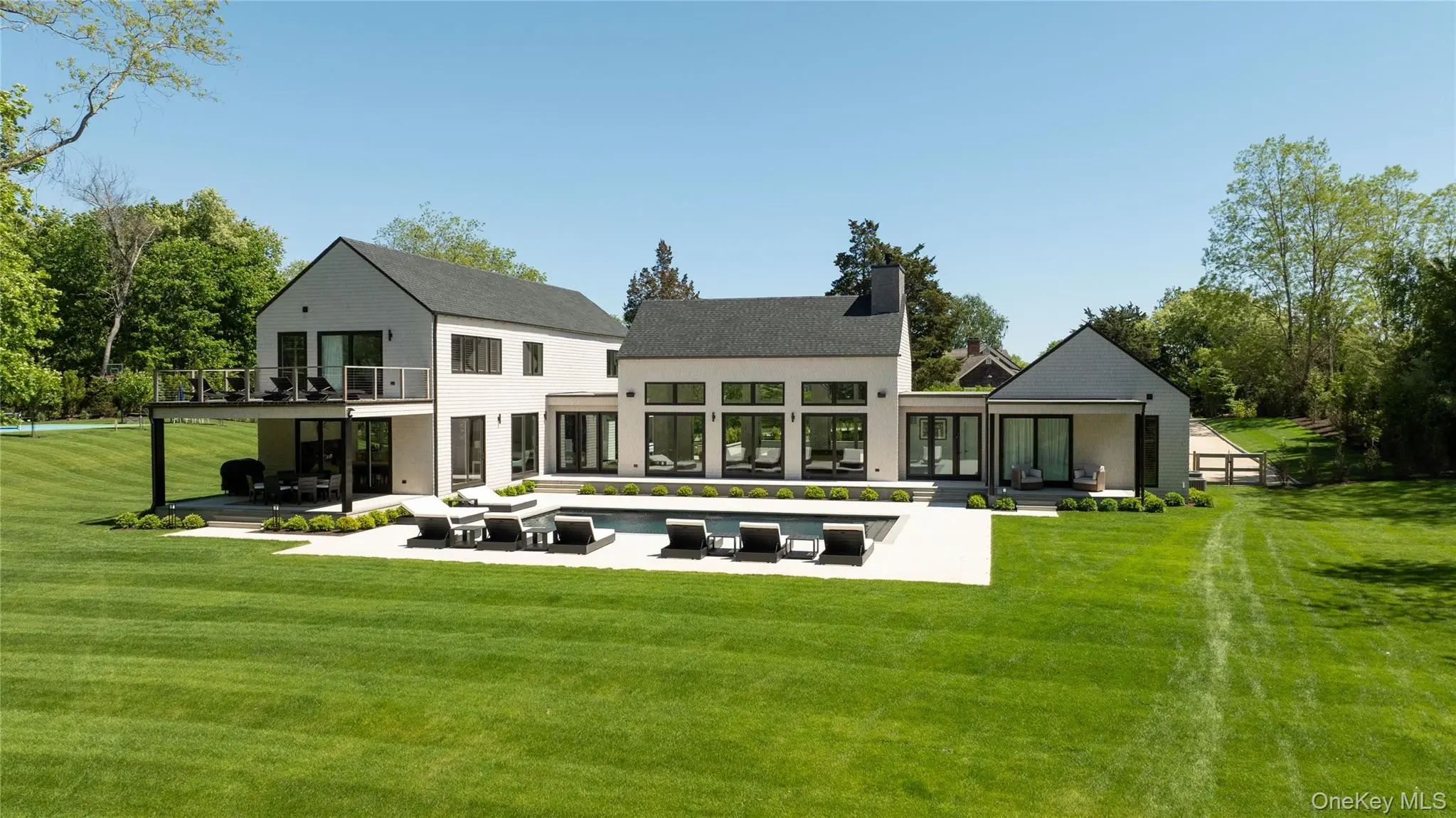 Photograph of 100 Ferry Road