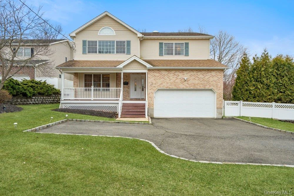 Photograph of 1 Fairway Drive