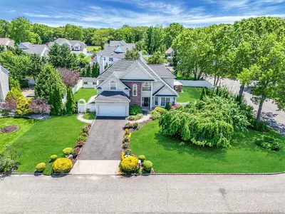 Photograph of 18 Cayla Lane