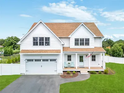Photograph of 9 Tuthill Point Farm Road