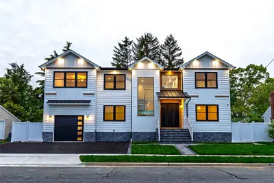 Photograph of 2456 8th Street