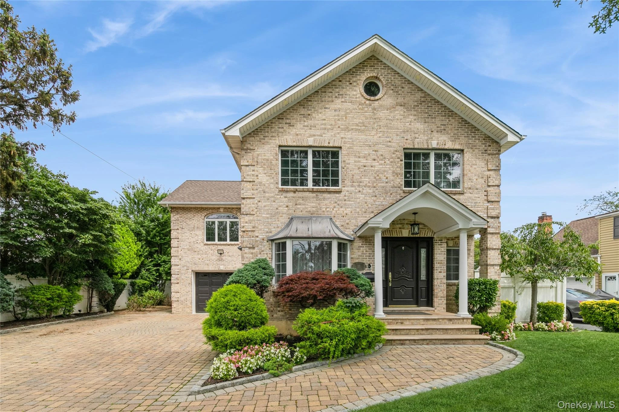 Photograph of 27 Greenlawn Boulevard