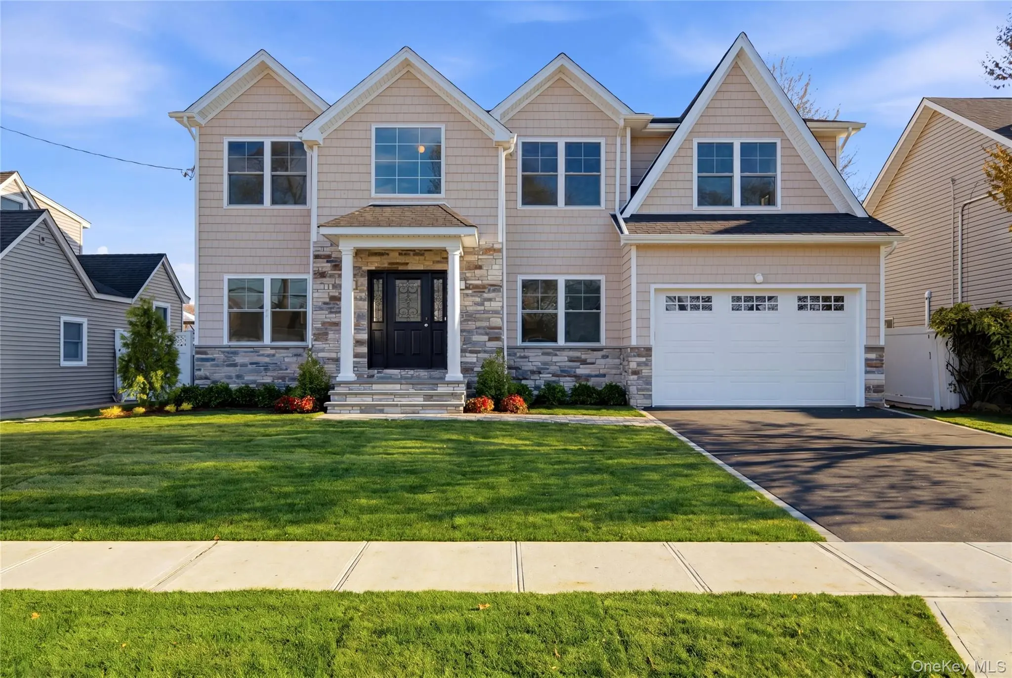 Photograph of 32 Massapequa Avenue
