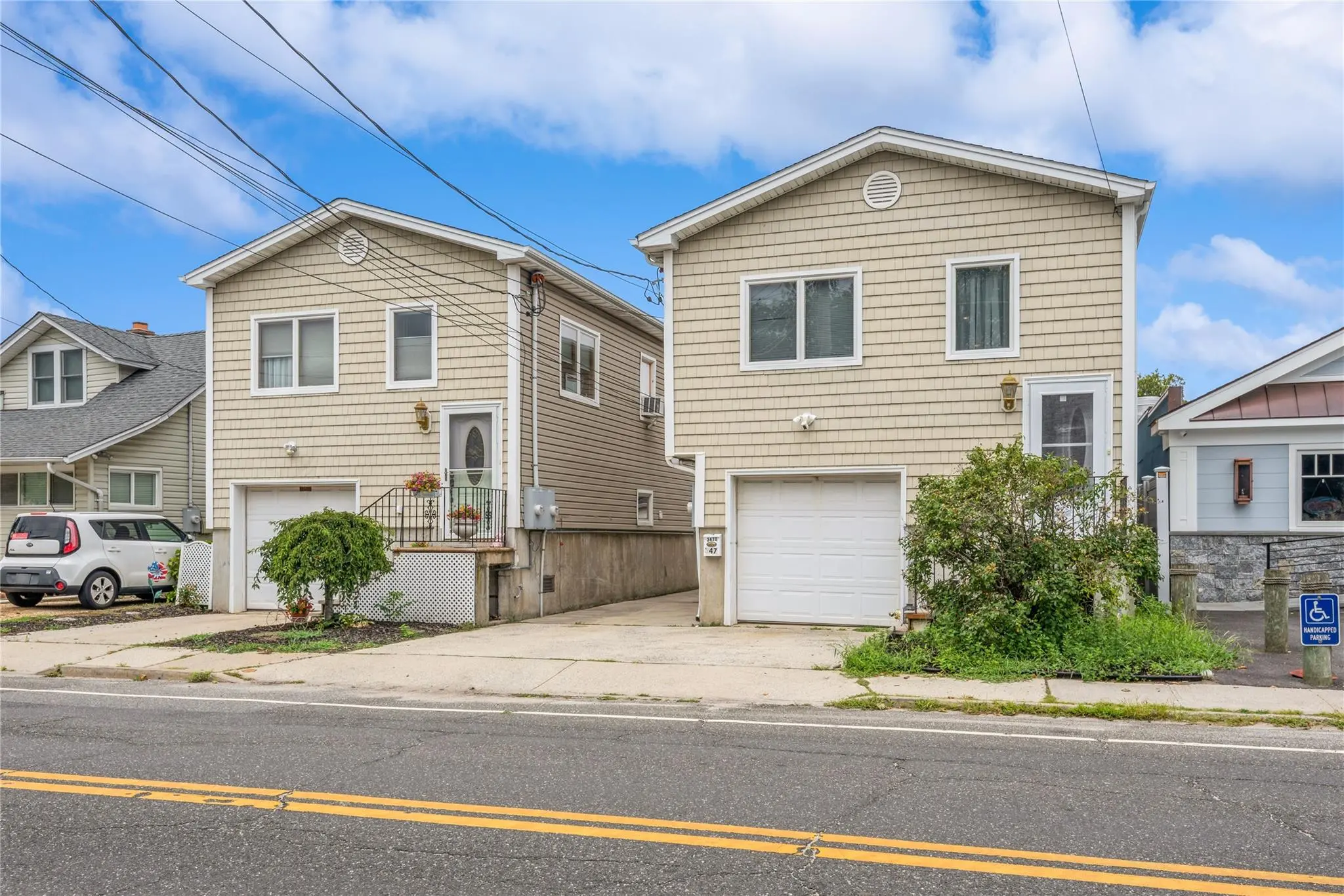 Photograph of 347 Bayville Avenue