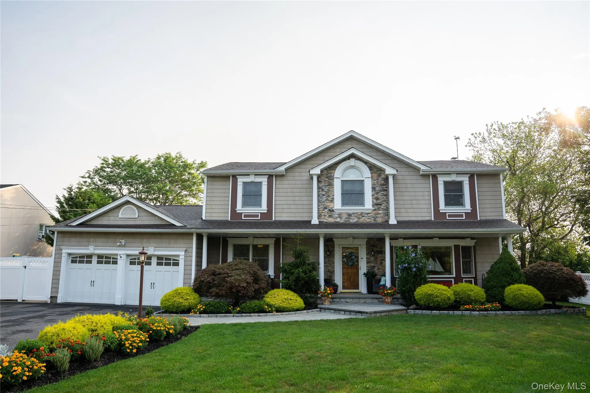 Photograph of 209 Blue Point Road