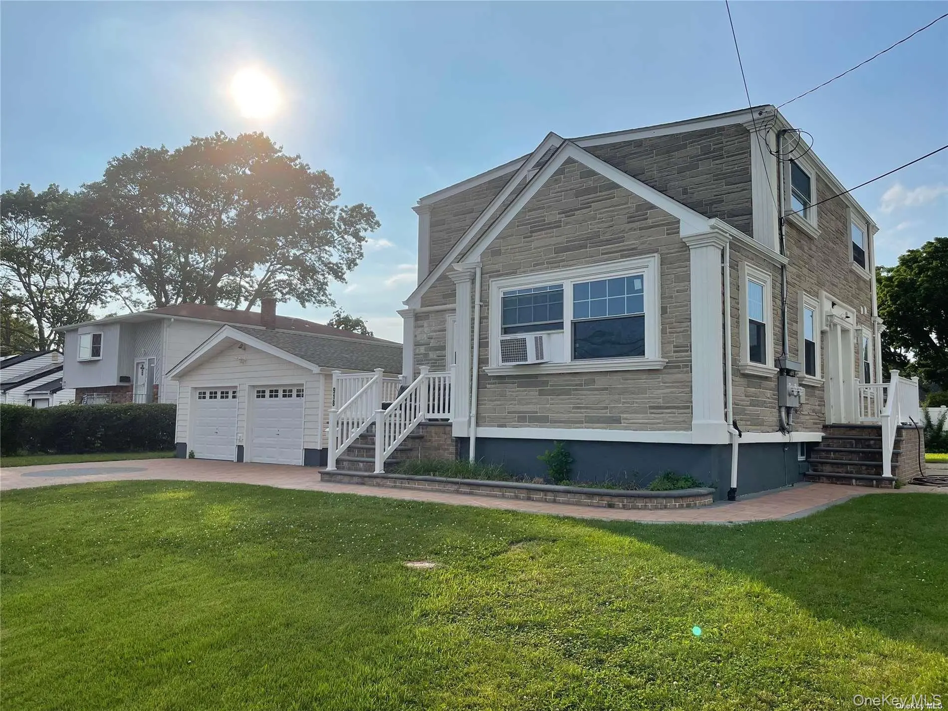 Photograph of 918 10th Street