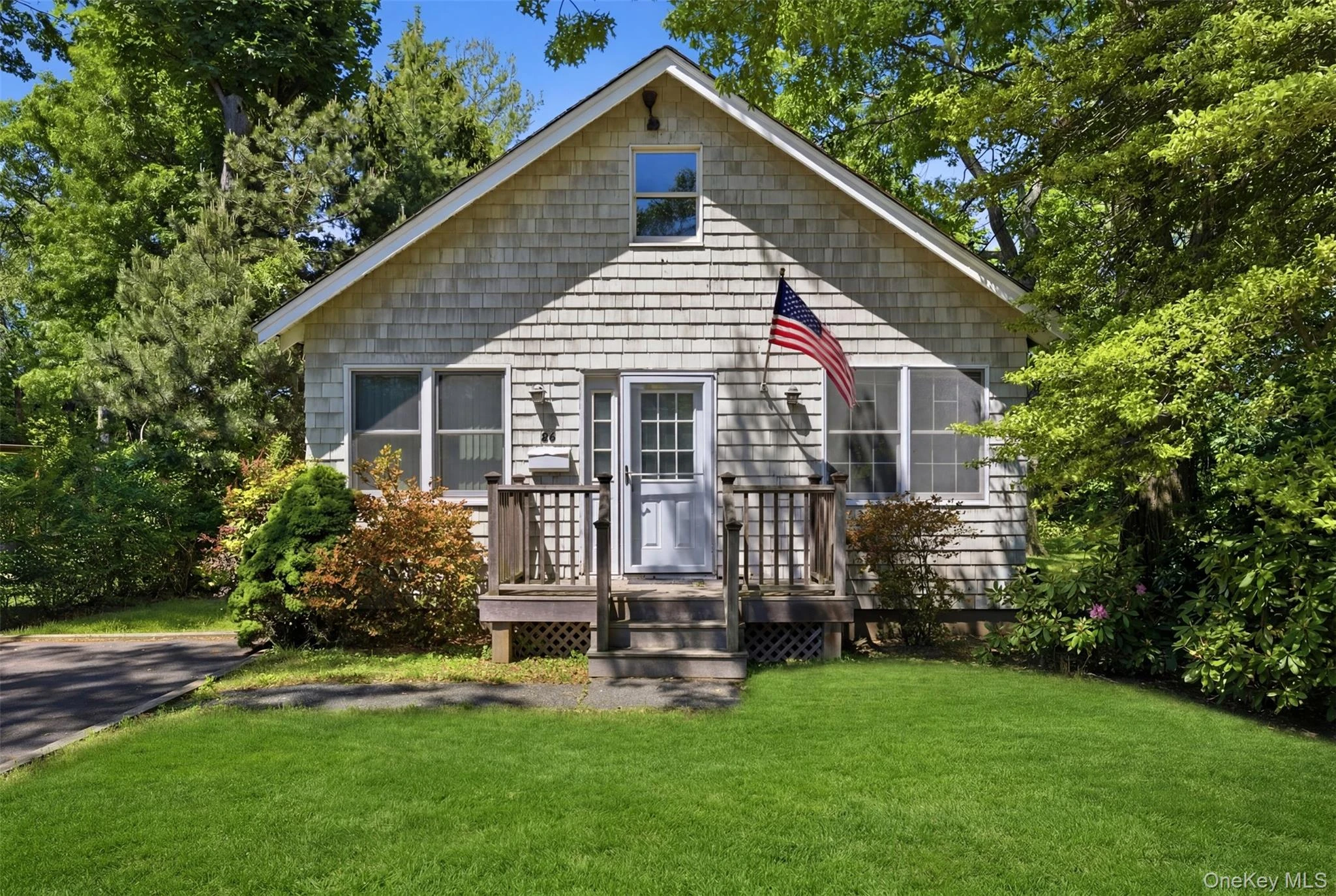 Photograph of 26 Garfield Avenue