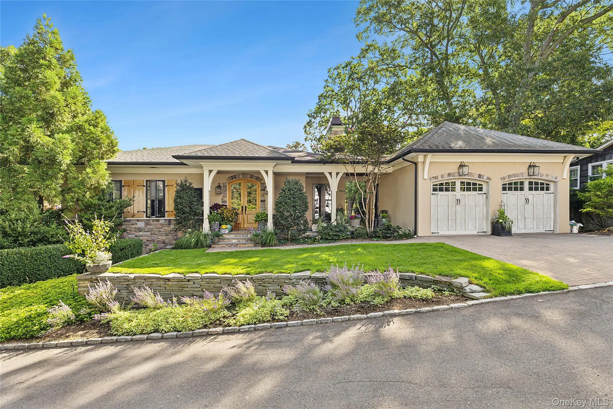 Photograph of 19 Ridge Lane