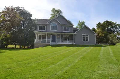 Photograph of 10 Winfield Drive
