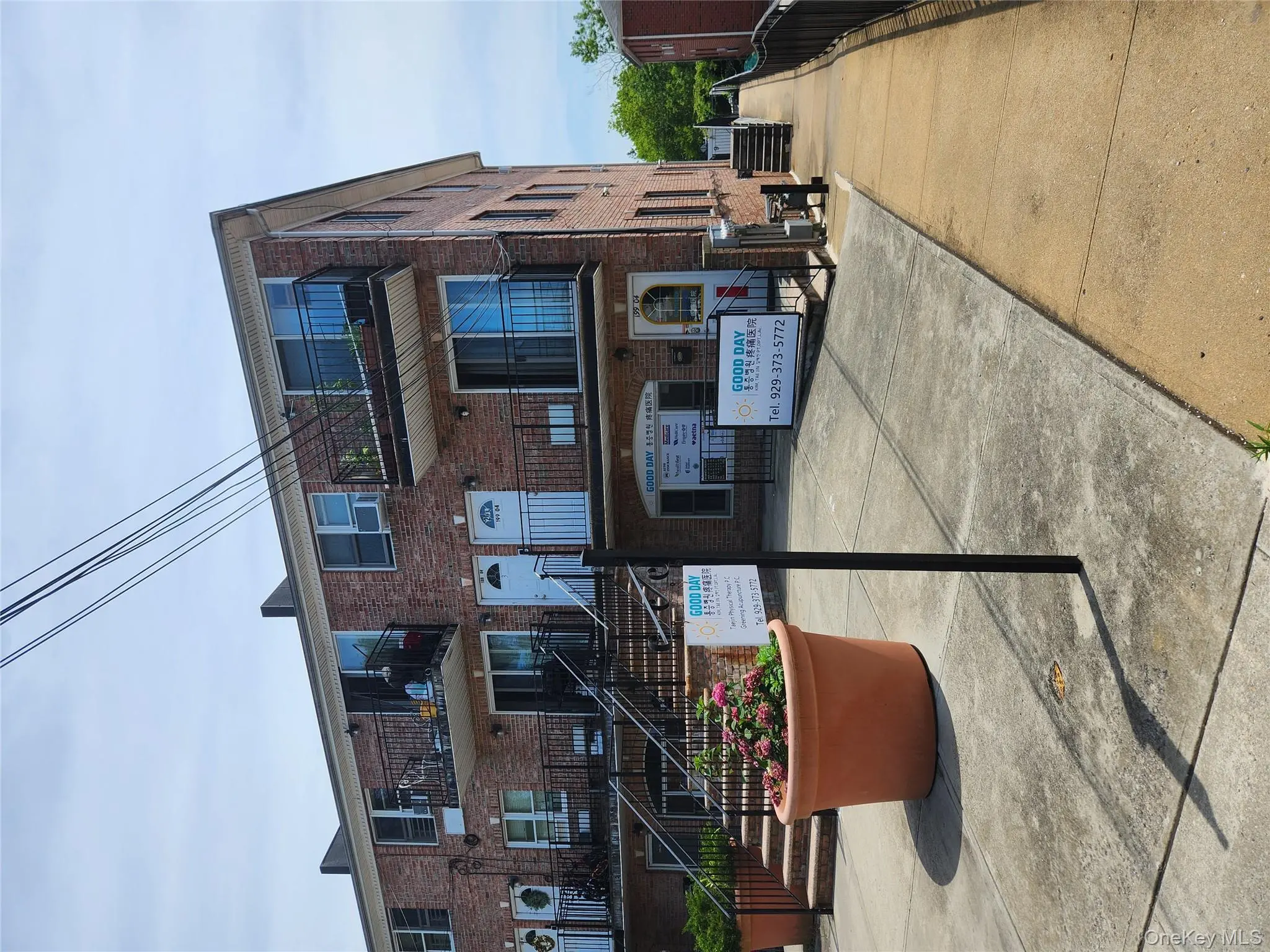 Photograph of 199-04 47 Avenue