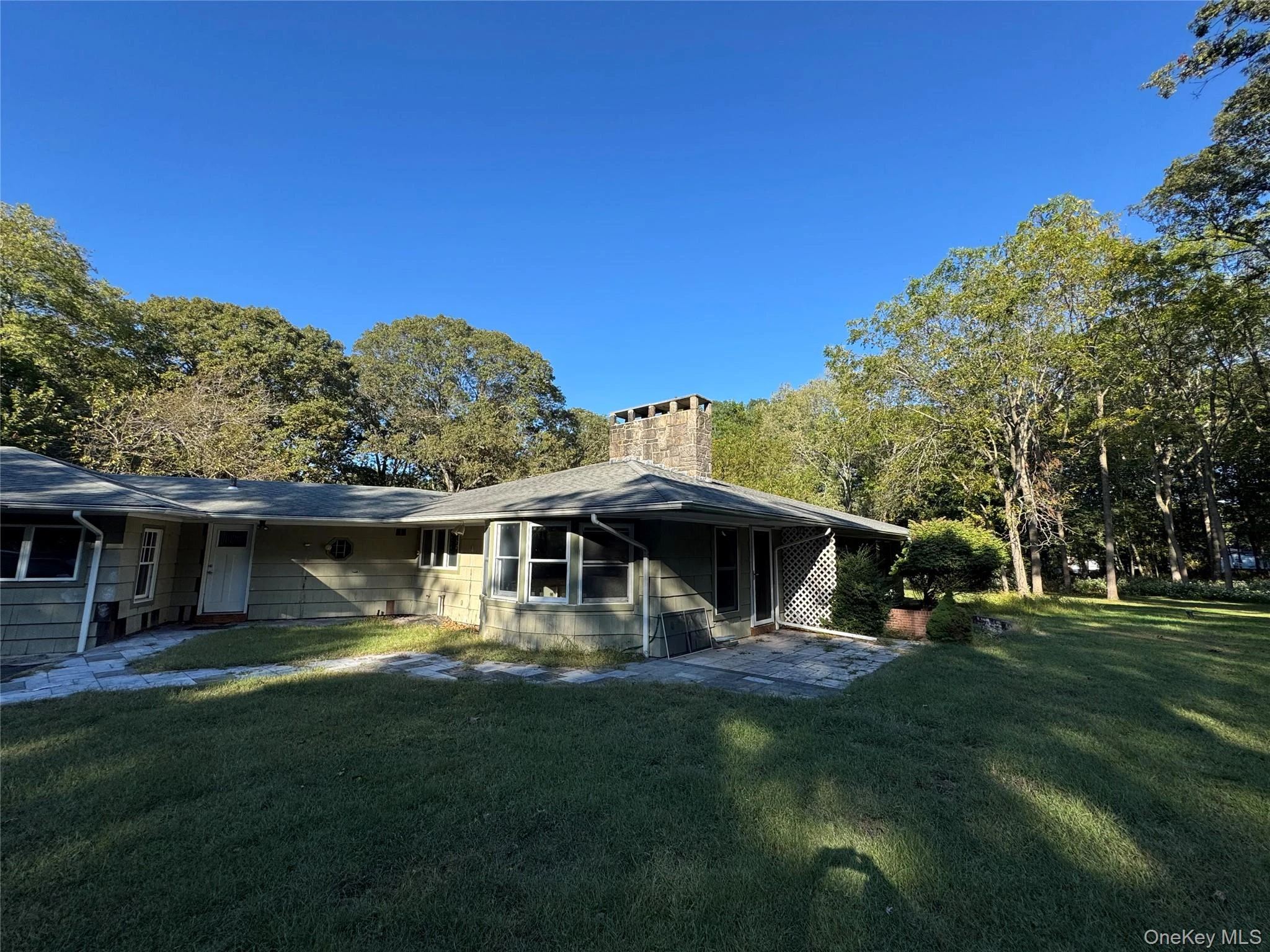Photograph of 33 Mount Sinai Coram Road