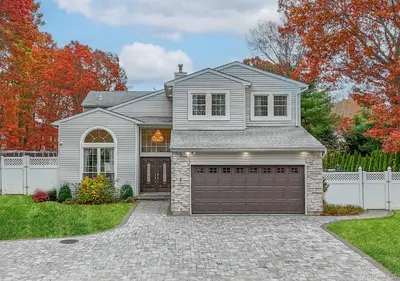 Photograph of 7 Sweet Briar Path
