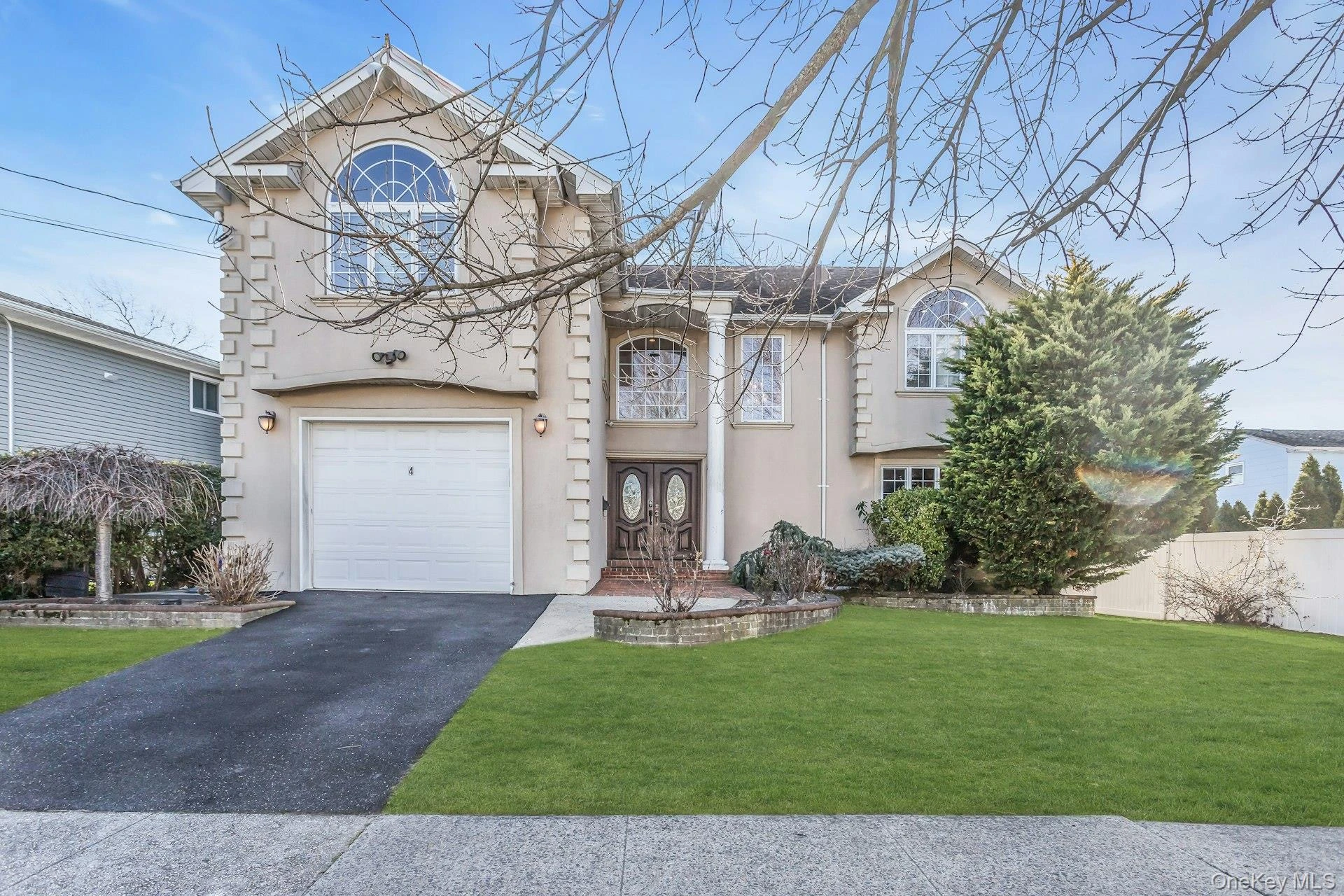 Photograph of 4 Laurette Lane