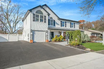 Photograph of 36 Flintridge Drive