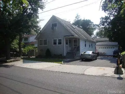Photograph of 180 Cranberry Drive