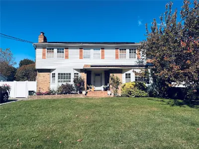Photograph of 737 3rd Street