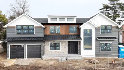 Photograph of 730 Boelsen Drive