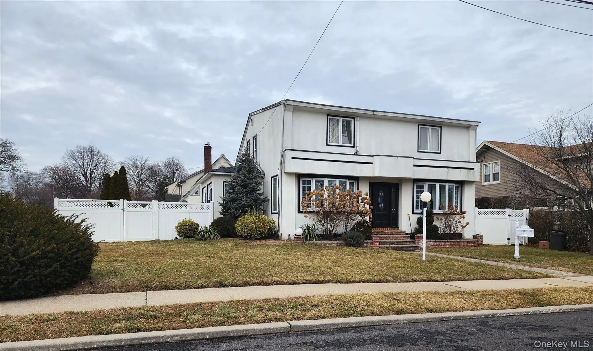 Photograph of 883 McKenna Avenue