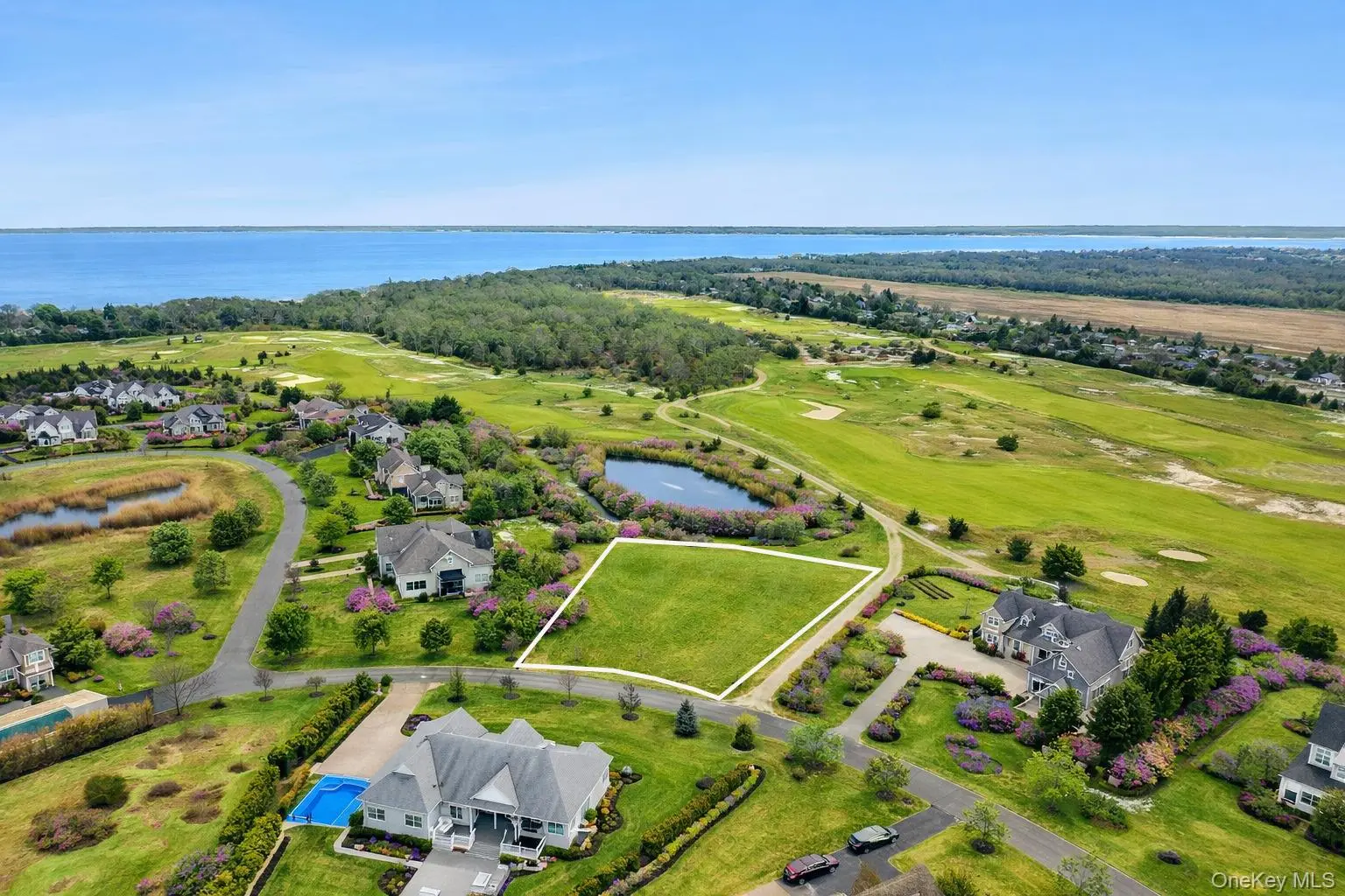 Photograph of 2200 Laurel Trail