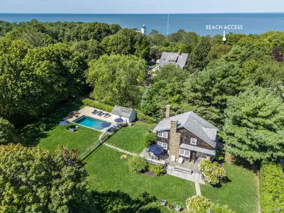 Photograph of 3075 Lighthouse Road
