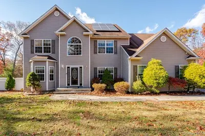 Photograph of 1 Brittany Court