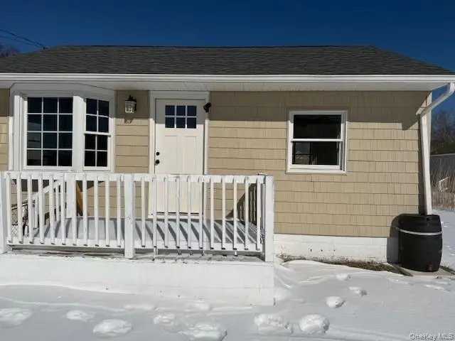 Photograph of 17 Bayport Road