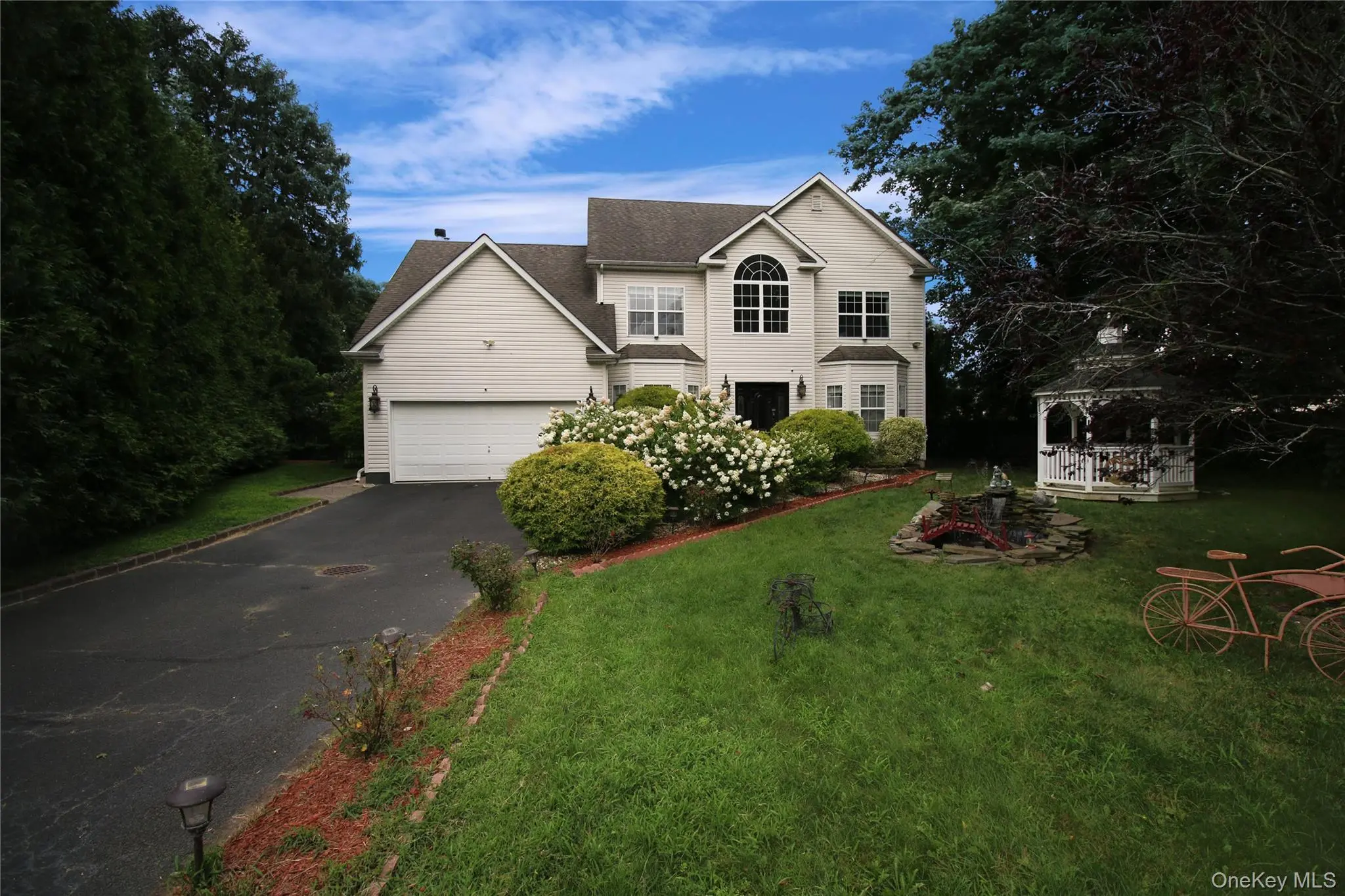 Photograph of 469 Donald Boulevard