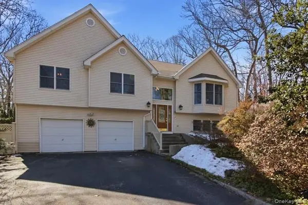 Photograph of 247 Dogwood Drive