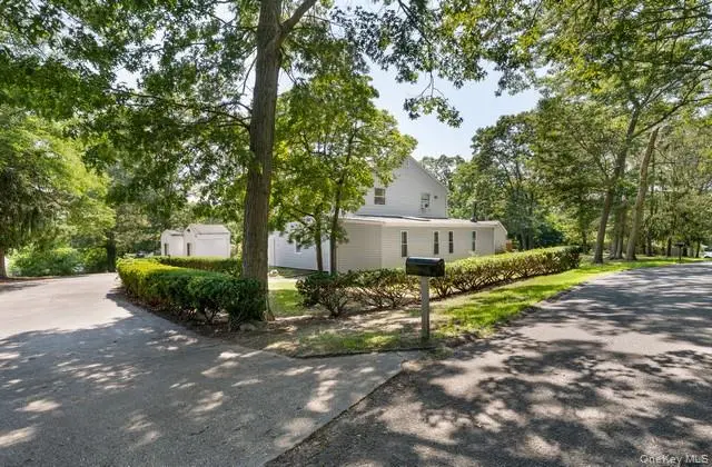 Photograph of 10 Sunnyside Drive