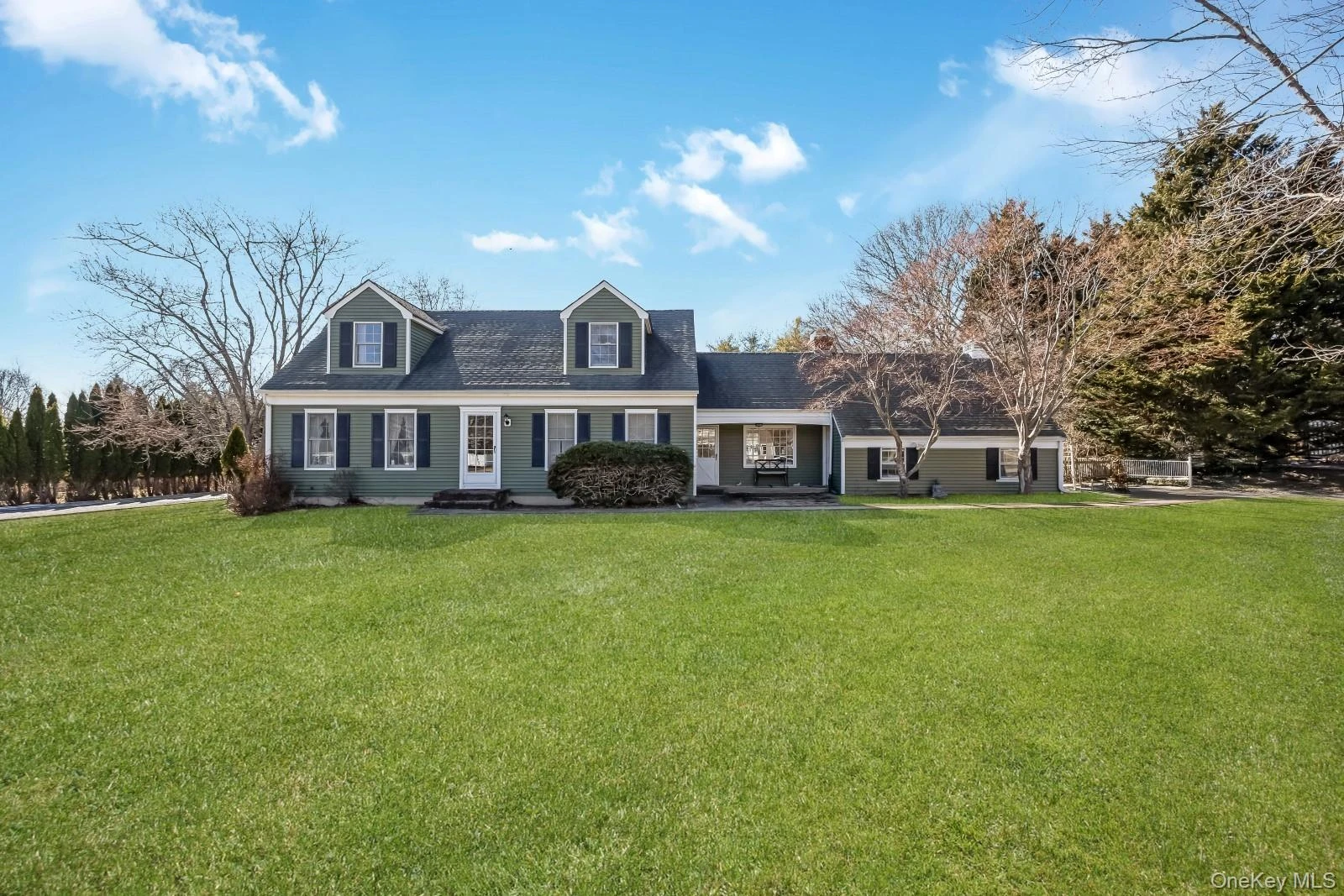 Photograph of 43 Farm Road