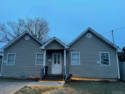 Photograph of 113 Dakota Street