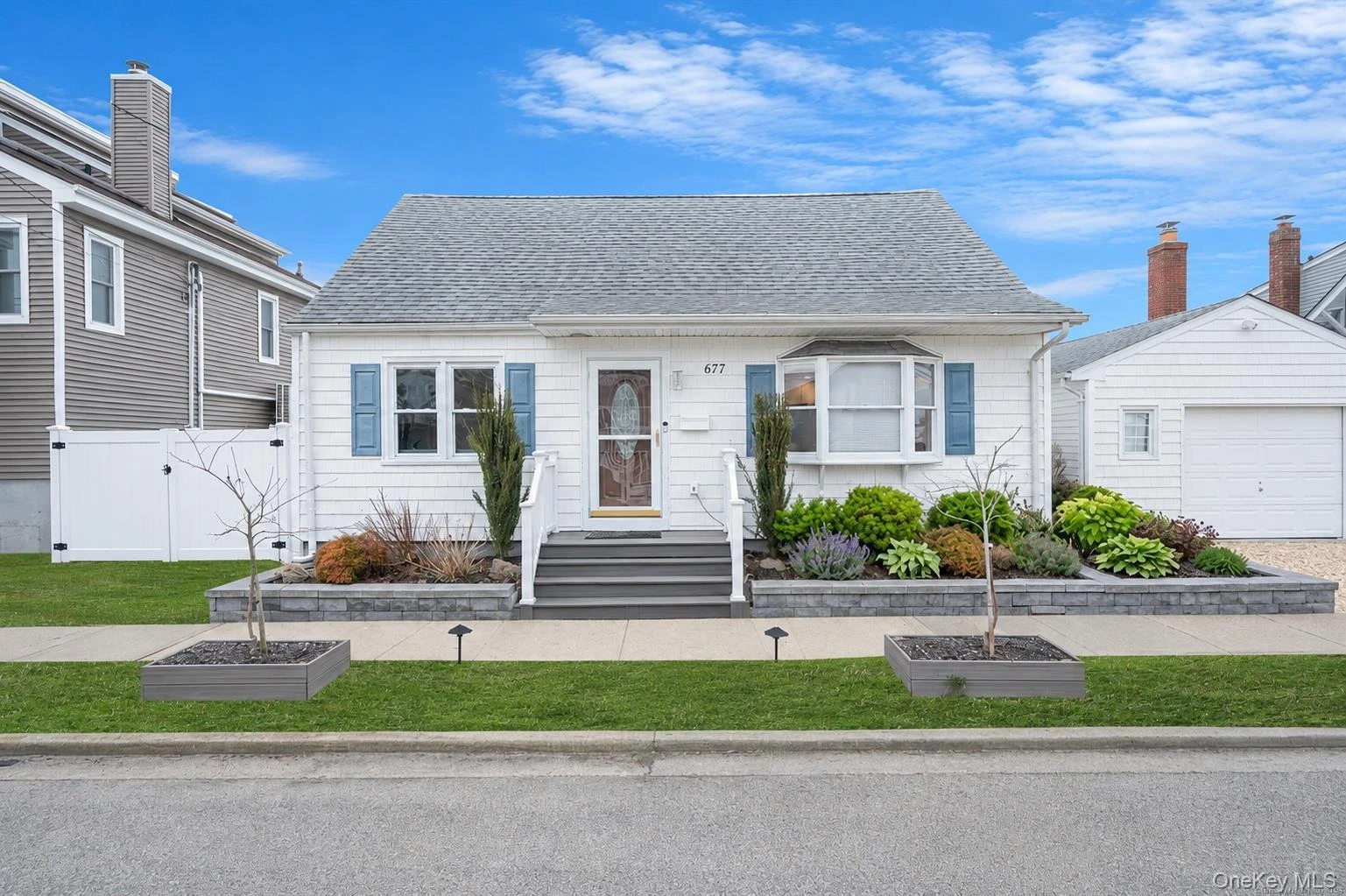 Photograph of 677 9th Street