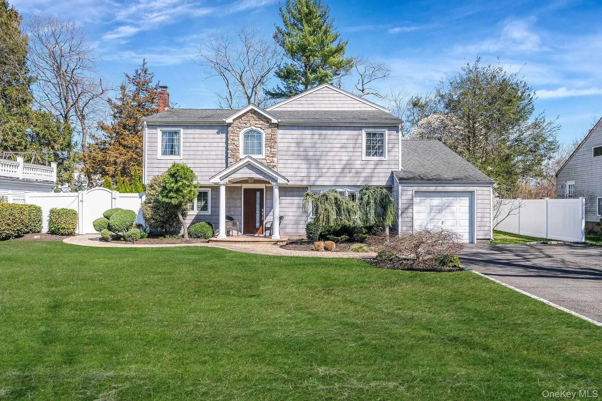 Photograph of 43 Hallock Avenue