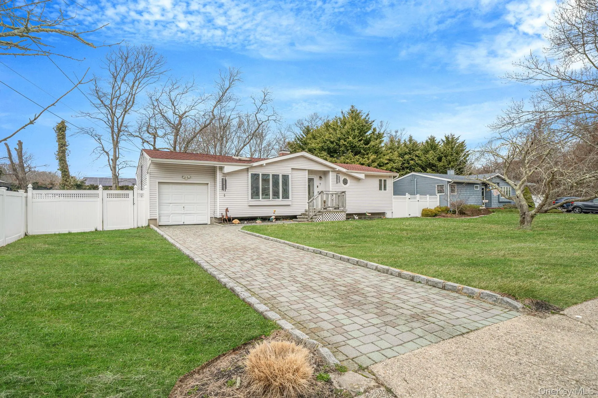 Photograph of 7 Betsy Drive