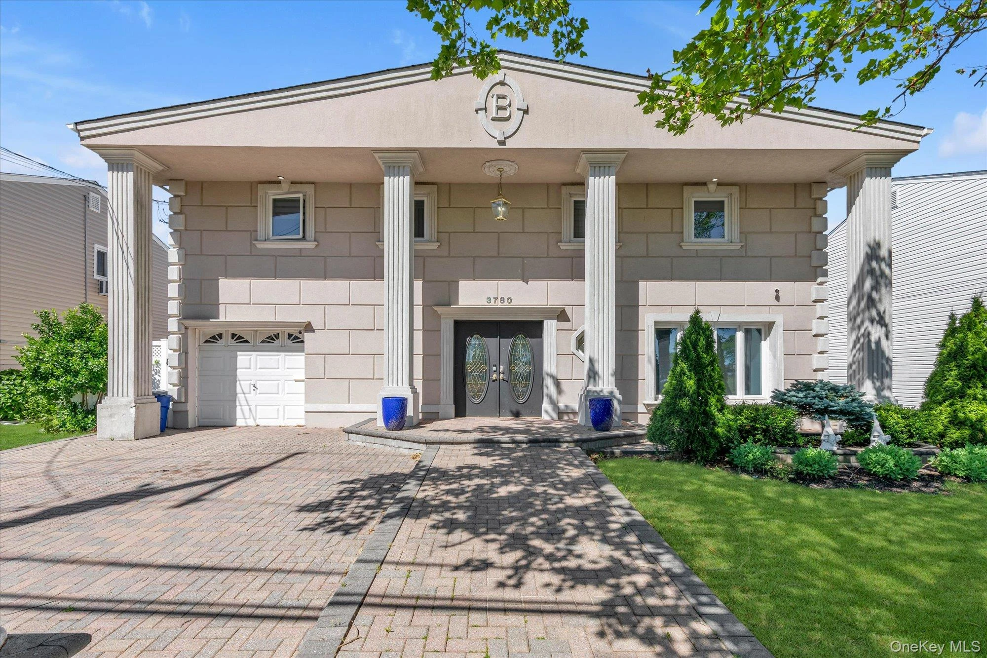 Photograph of 3780 Greentree Drive