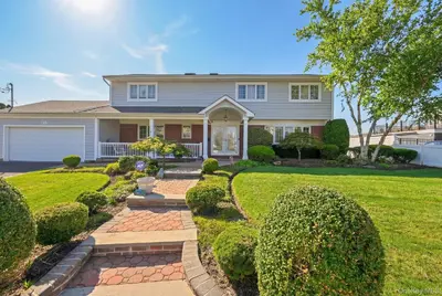 Photograph of 133 Thornwood Road