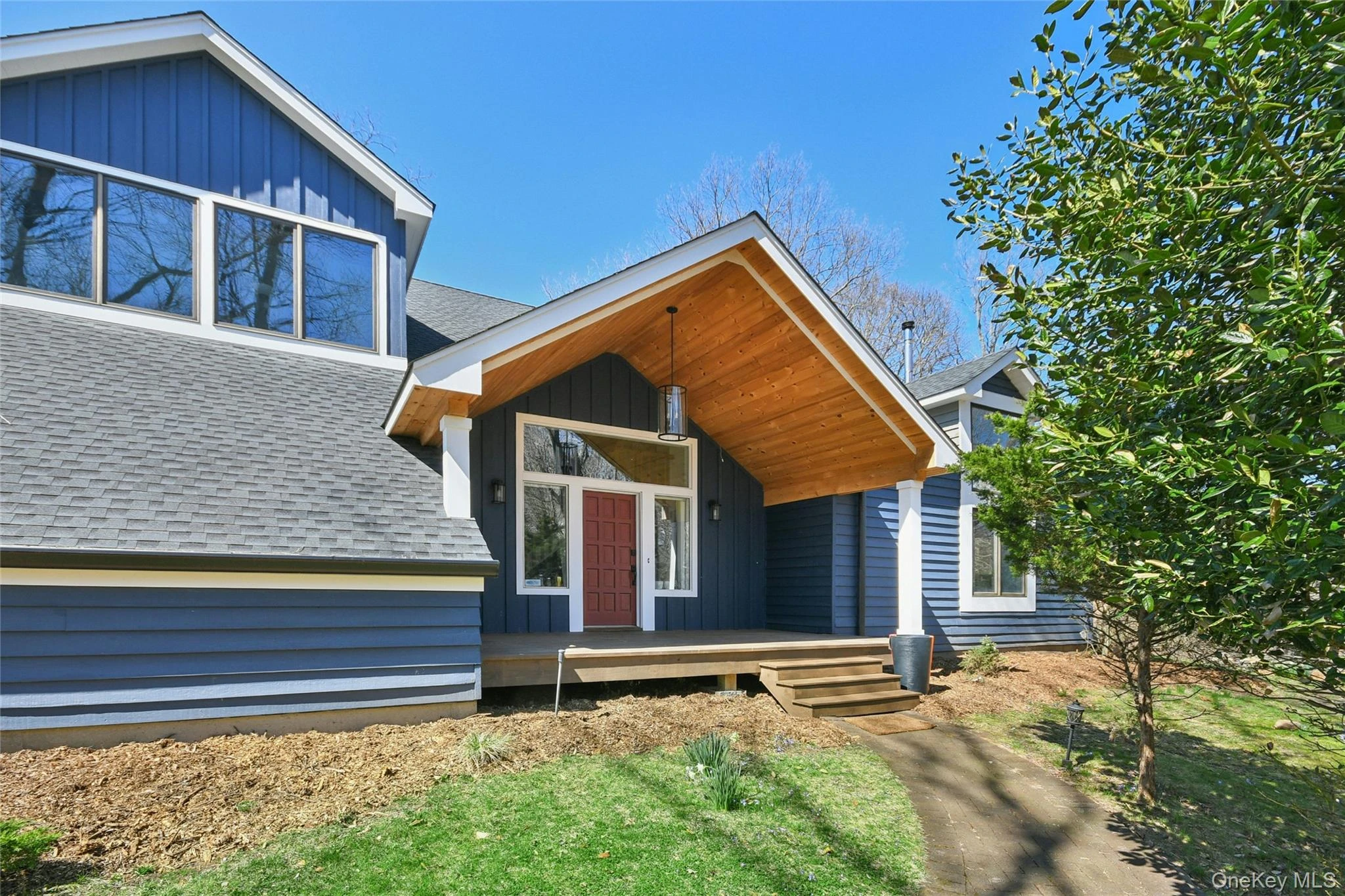 Photograph of 7 Waterview Drive