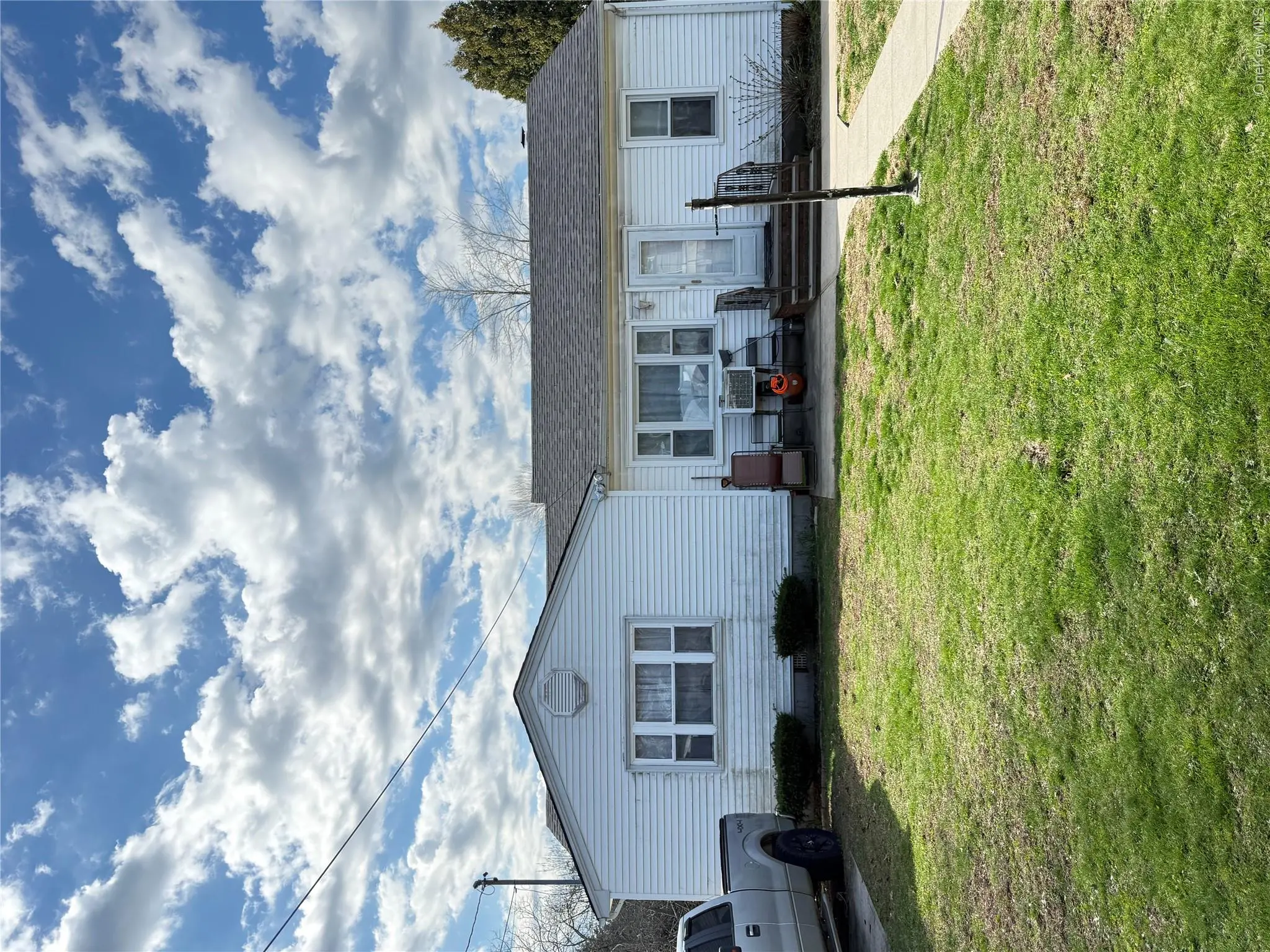 Photograph of 18 Blossom Avenue