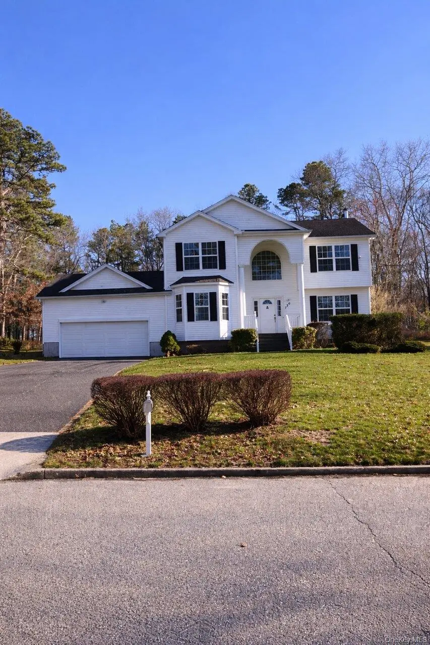 Photograph of 136 Elizabeth Way