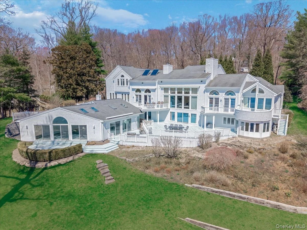 Photograph of 19 Mallard Drive
