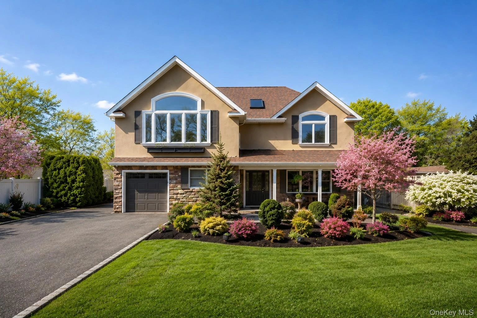 Photograph of 53 Burr Road