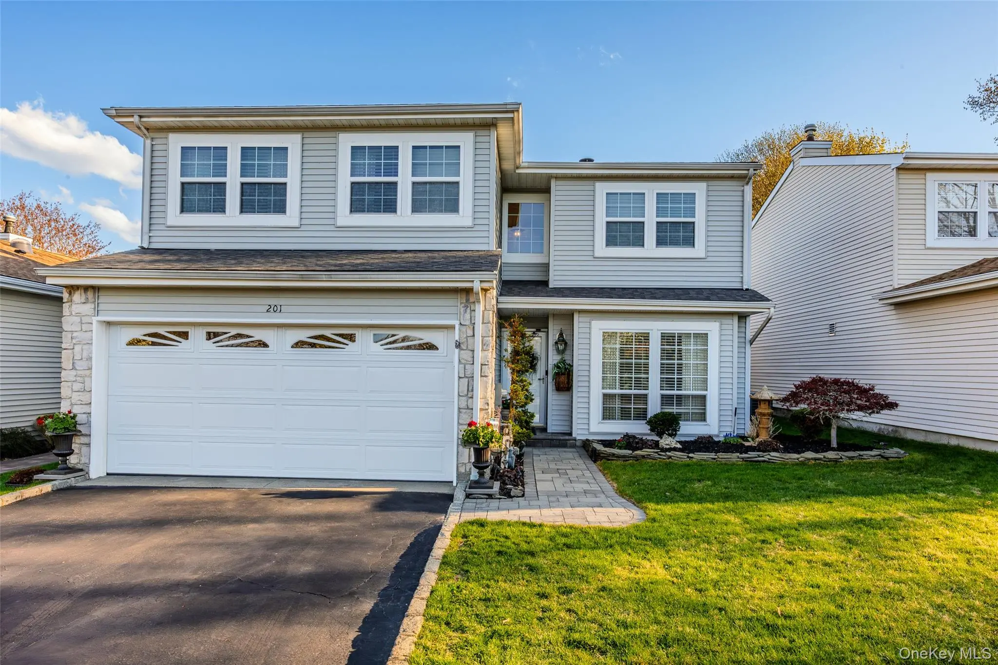 Photograph of 201 Colony Drive