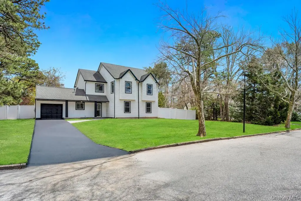 Photograph of 17 Blackpine Drive
