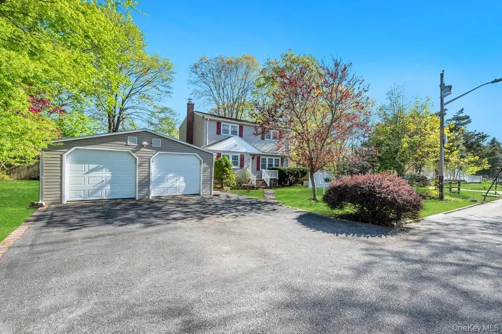 Photograph of 64 Spar Drive