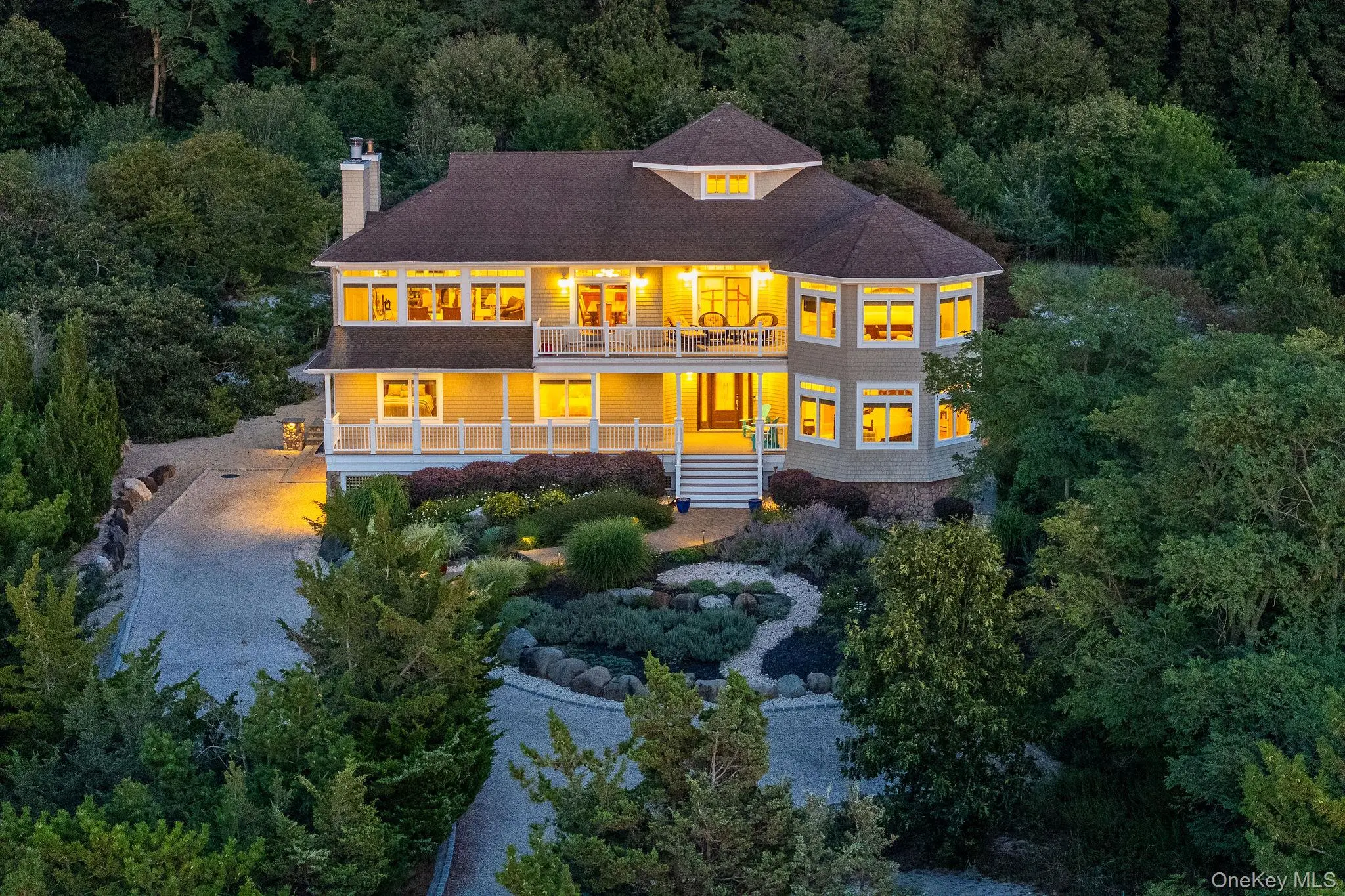 Photograph of 790 Sea Drive