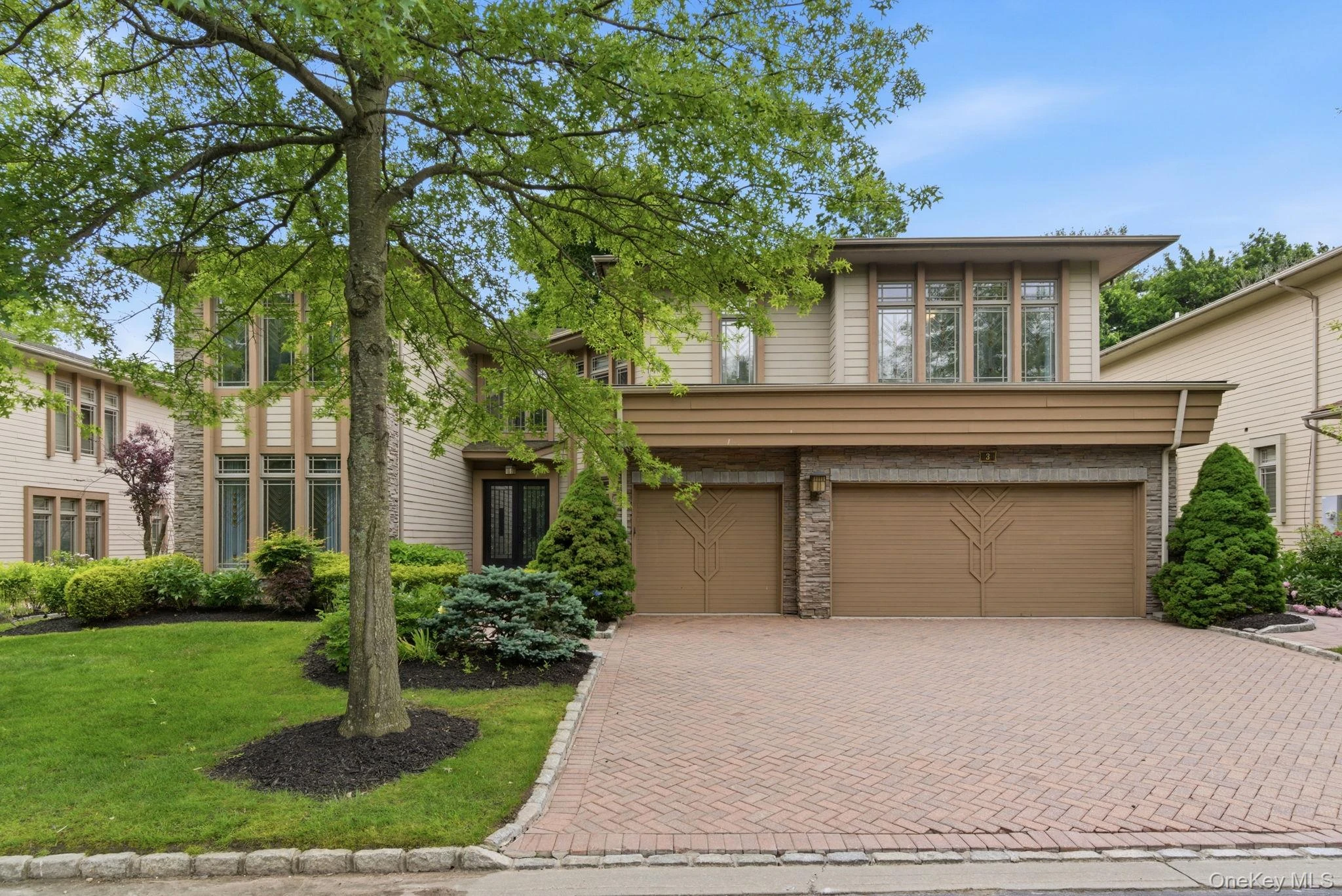 Photograph of 3 Olde Hamlet Drive