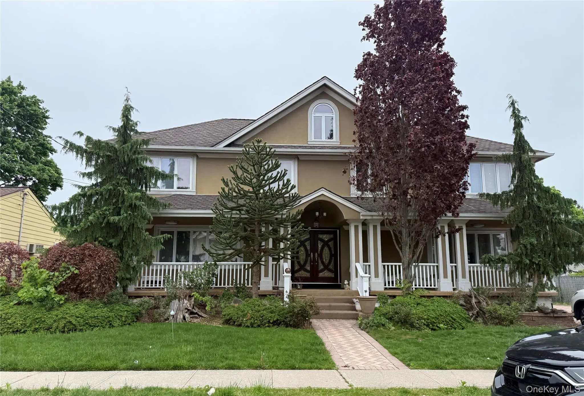 Photograph of 30 3rd Avenue